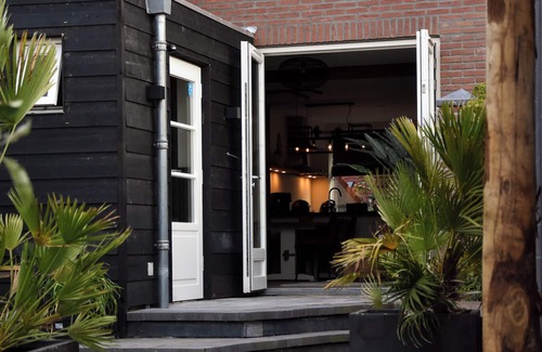Veenendaal House | Luxury Family Retreat near the Utrechtse Heuvelrug National Park