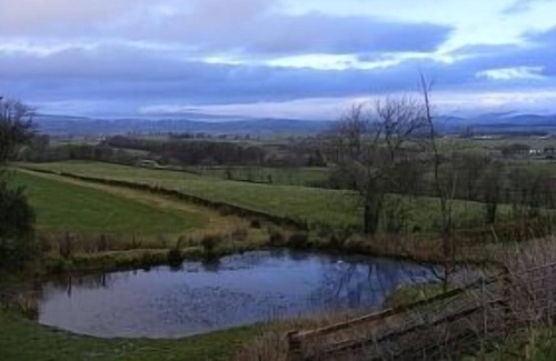Lochmaben Cottage | Luxury Farm Cottage - Garden, Games/Sun Lounge Patio with furniture