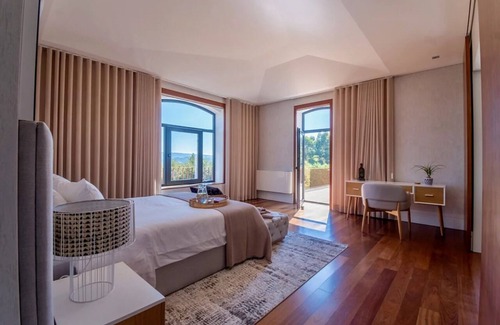 Viseu Other | Luxury Farmhouse in Douro