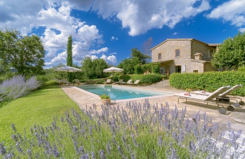 Umbertide Villa | Luxury farmhouse in the beautiful Niccone Valley