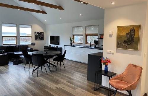 Reykholt House | Luxury farmhouse w/hot tub