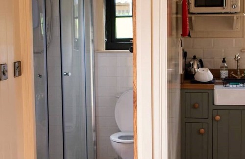 Glenariff Cabin | Luxury Five Person Shepherd Hut