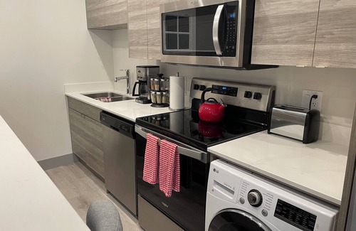 Vernon Apartment | Luxury Flat at Okanagan Lake