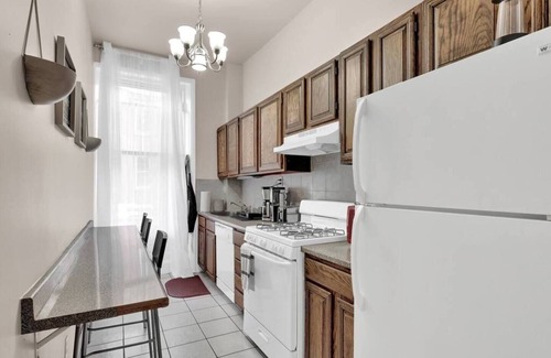 Gayborhood Apartment | Luxury Flat in Center City