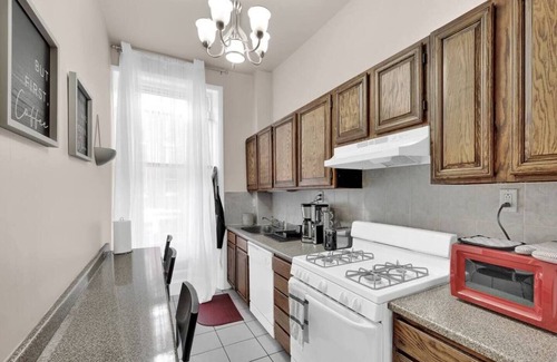 Gayborhood Apartment | Luxury Flat in Center City