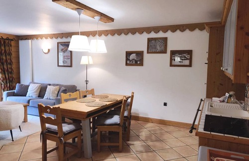 Saint-Martin-de-Belleville Apartment | Luxury Rental with Pool, SPA, Parking and WIFI
