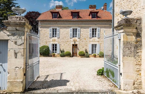 Sainte-Hermine House | Luxury French Manor House near the coast for short or long term rental