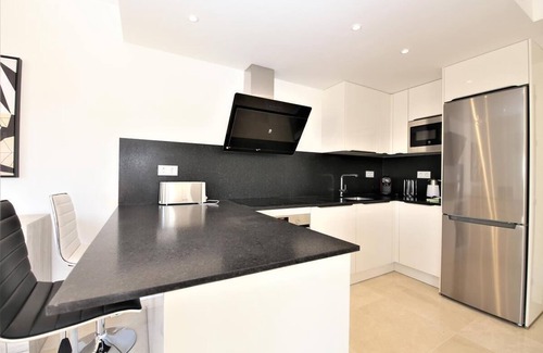 Estepona Apartment | Luxury front line apartment in the port, Front line Estepona marina close to beach and bars