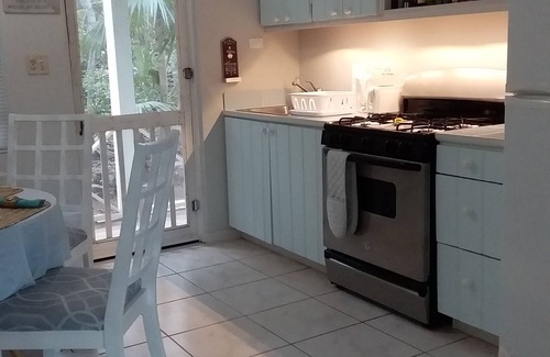 George Town Apartment | Luxury garden apartment located in the serene Bahama Sound 18, Georgetown