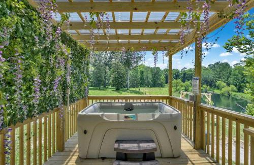 Coldspring Other | Luxury Geo Dome with Hot Tub Perfect for a Glamping Getaway near Houston, Texas