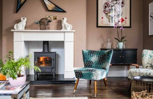 Harleston House | Luxury Georgian House With Sauna Sleeps 19-23