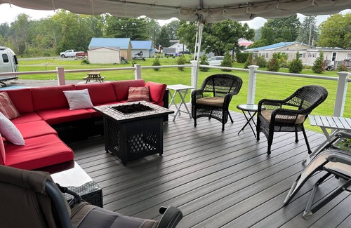 Bradford House | Luxury get away on Lamoka Lake - come rest and restore!