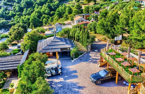 Susica House | Luxury Glamp New Horizons IV