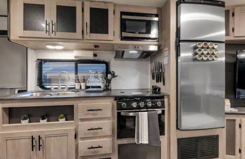 Old Seminole Heights House | Luxury Glamping Experince in the Heart of Tampa