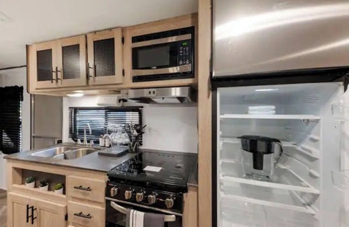 Old Seminole Heights House | Luxury Glamping Experince in the Heart of Tampa