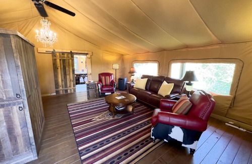 Dover Cabin | Luxury Glamping Tent on 400 acres!