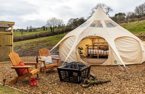 Bath RV Rental | Luxury Glamping - The Natterjack, Bath