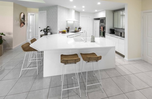 Normanville House | Luxury Golf Course Retreat - Huntingdale Drive Normanville