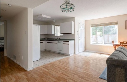 Regional District of Nanaimo House | Luxury golf/ocean views 2 Bed, 1 Bath-Eaglecrest, Executive Suite-AVL Oct 1