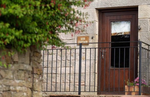 Castle Carrock Cottage | Luxury ground floor cottage with M2 disabled access and 2 dogs welcome