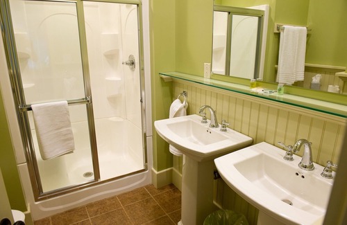 Chestertown Apartment | Luxury Group Rental sleeps 12-16