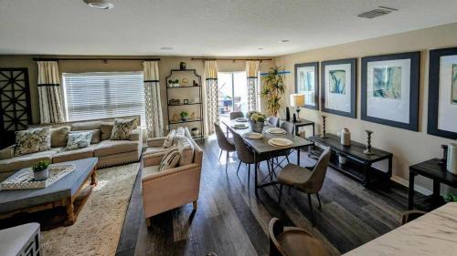 Clermont House | Luxury Groveland Villa with Pool, Grill & Office