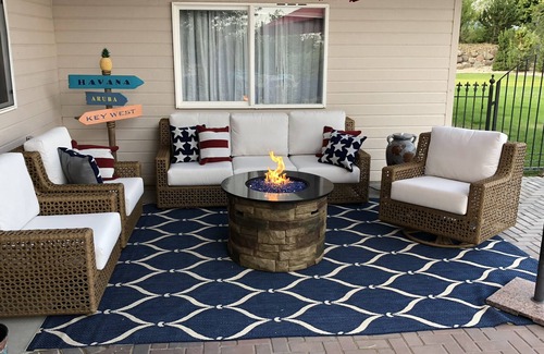 Ephrata House | Luxury Guest House in nice neighborhood close to all amenities