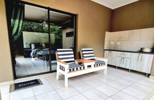 Marloth Park House | Luxury Guesthouse Co @ TreasureHouse