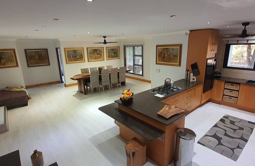 Marloth Park House | Luxury Guesthouse Co @ RiverHouse