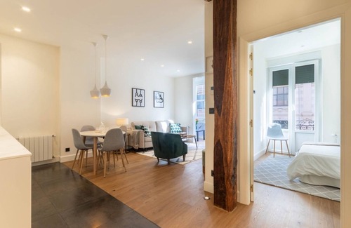 Abando Apartment | LUXURY GUGGENHEIM FLAT