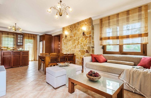 Pefkochori Villa | Luxury Halkidiki Villa | Villa Dione | 4 Bedroom Villa | Beach Front |.