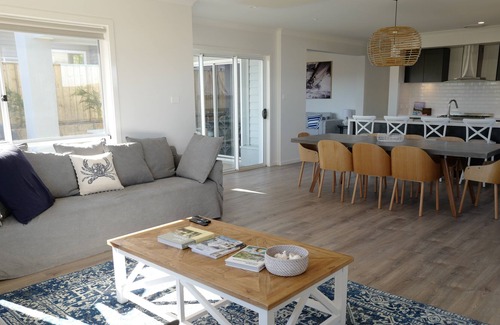 Catherine Hill Bay House | Luxury Hamptons Style Beach House in Catherine Hill Bay