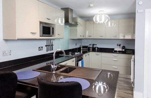 Lymm Apartment | Luxury Hidden Gem in the Centre of Lymm Village