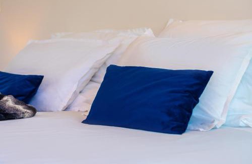 Lumbarda Apartment | Luxury Hidden Oasis - Greca