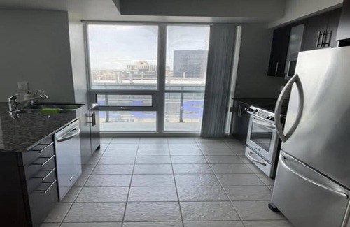 Toronto Entertainment District Condo | Luxury Highrise Condo in the South Core of Downtown Toronto