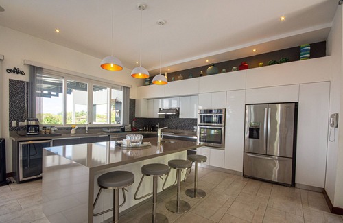 Tarcoles Condo | Luxury Hillside Estate at Nativa Resort by RedAwning