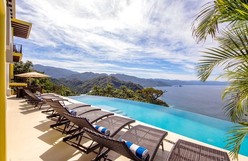 Conchas Chinas Villa | LUXURY HILLSIDE VILLA -WITH STAFF MOST STUNNING VIEWS