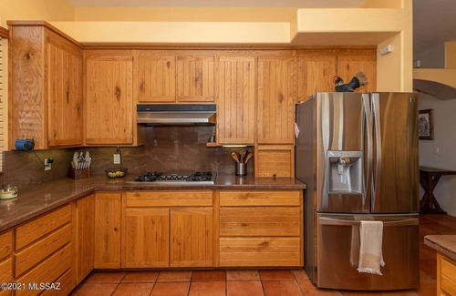 Elgin House | Luxury hilltop home with great views in the heart of wine country