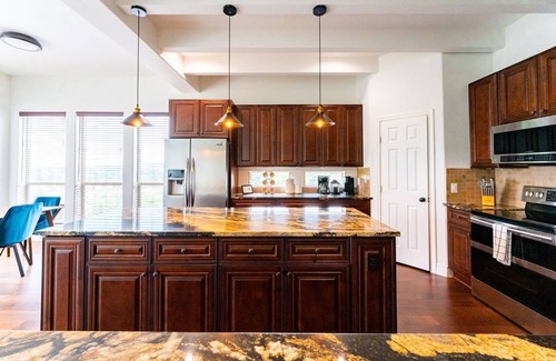 Northshore On Lake Travis House | Luxury Hilltop Retreat with Pool, Game Room & Panoramic Lake Views