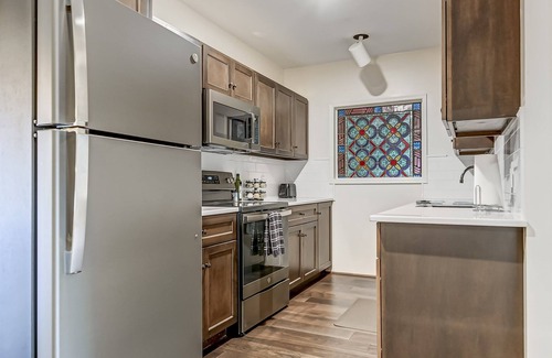 Springfield House | Luxury Historic Escape | Whole House Sleeps 18 | Walkable Location