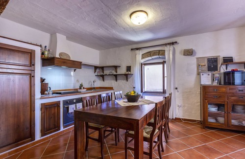 Castelsardo House | LUXURY HISTORIC HOUSE & EXCLUSIVE TERRACE. Live the Village, Live on the Sea!