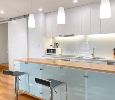 Sullivan's Cove Apartment | Luxury Hobart Waterfront Apartment with views!