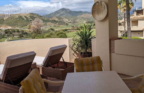 Benahavis Apartment | Luxury Holiday Apartment in Capanes del Golf