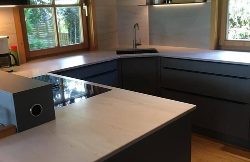 Furth Cabin | Luxury holiday home for 10: Spa, Skiing, golf, sailing in 5min