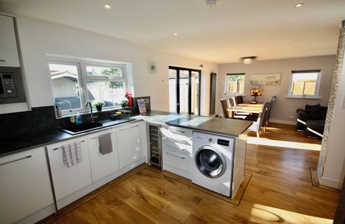 Ferndown House | Luxury holiday home hot tub and sauna