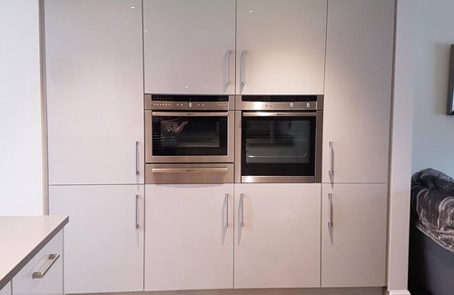 York House | Luxury Holiday Home in York - near award winning "Bishy Road" - with parking!
