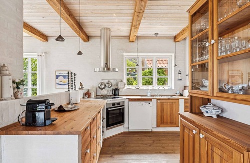 Bolshavn House | Luxury holiday home with sea view