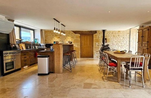 Grolejac House | Luxury holiday home with an indoor pool and spa