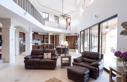 Coco House | Luxury Home-4 King Master Suites-Heated Pool-Swim Up Bar & Pool Side Game Area