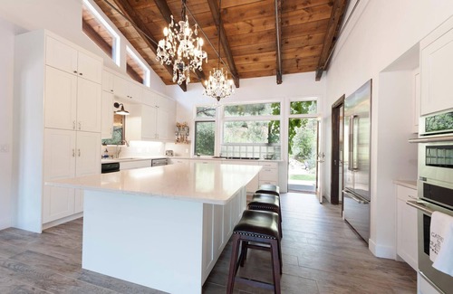 Durango House | Luxury Home - 8 Acres - 7 Min to DGO - Pool Table/Fire Pit/Amazing Views